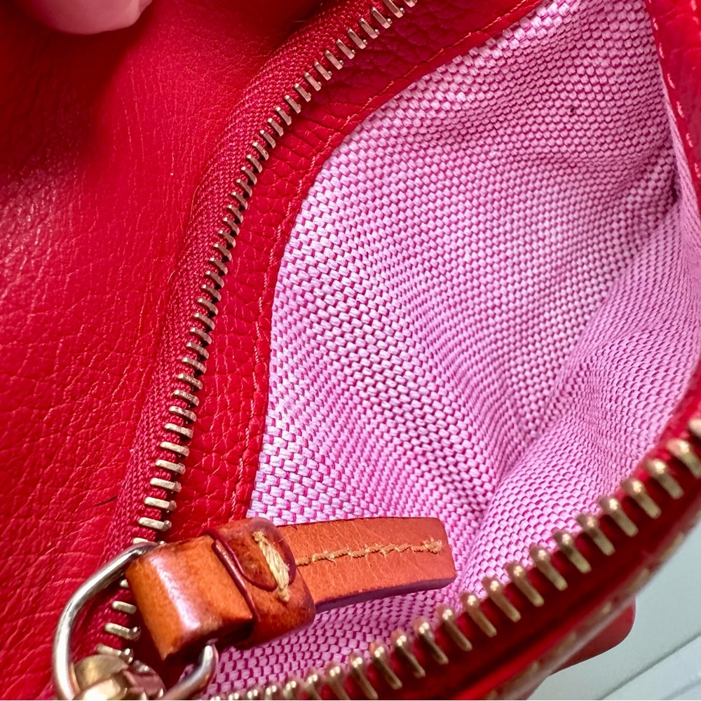 Dooney & Bourke Medium Shoulder Bag Mulberry Red Leather - Picture 10 of 17